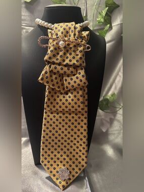 Women Yellow Polka Dot Neck Tie with Navy Dots